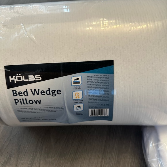 Bed wedge Pillow - Picture 1 of 3